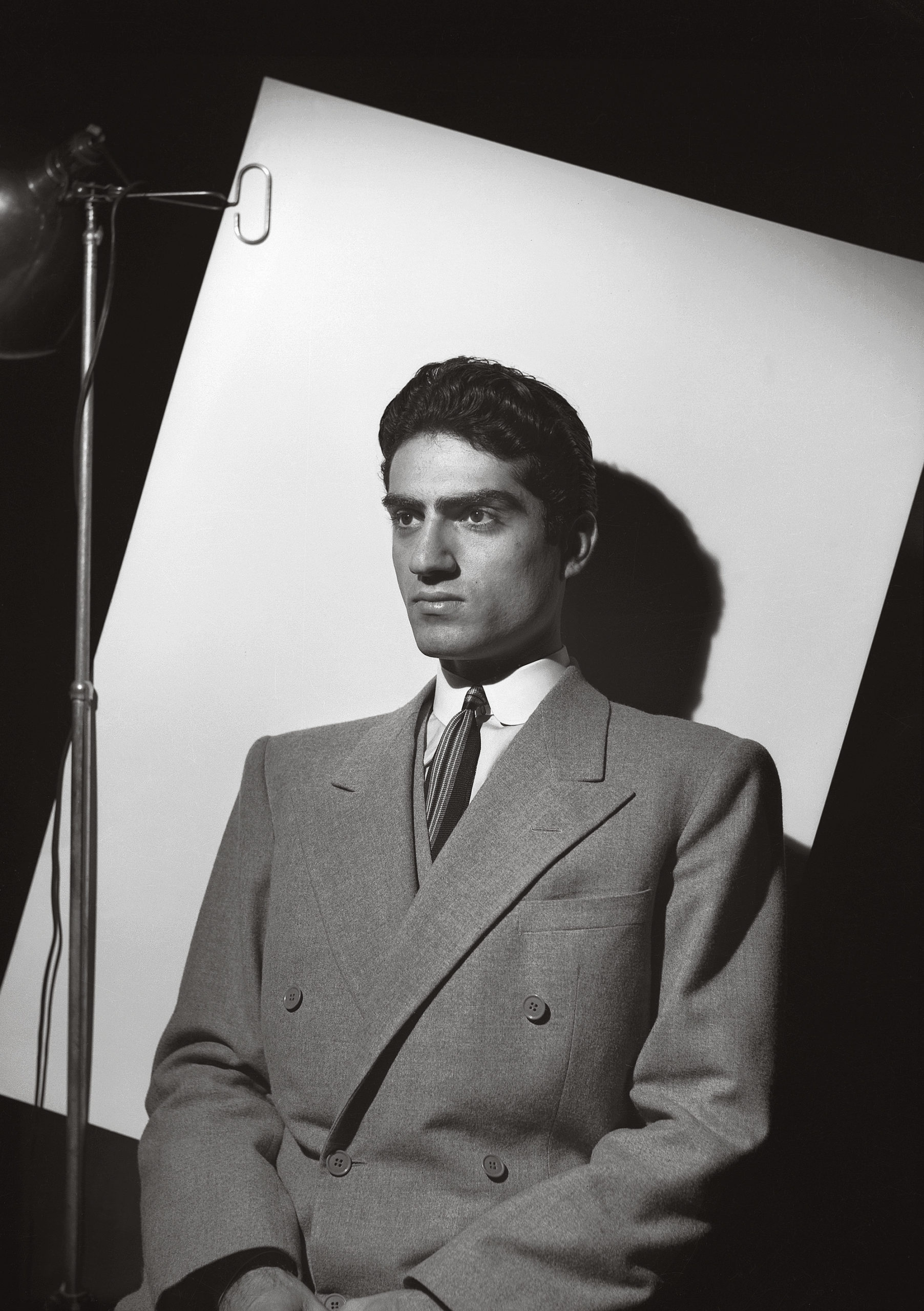 Van Leo: Who Was He and Why Is His Photography So Famous?