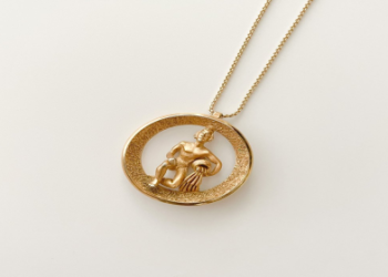 aquarius necklace