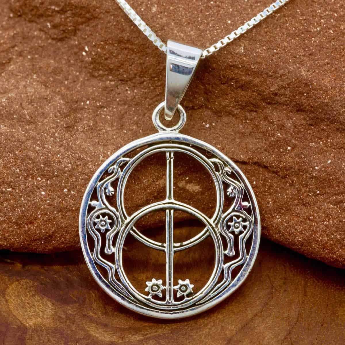Where to Buy a Vesica Pisces Necklace? Check Out These Top Picks!