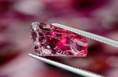 What color is aries birthstone? Find out which gemstone is the best match for this fiery zodiac sign!