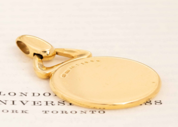 Vintage Sagittarius Pendant: A Must-Have for Astrology Lovers