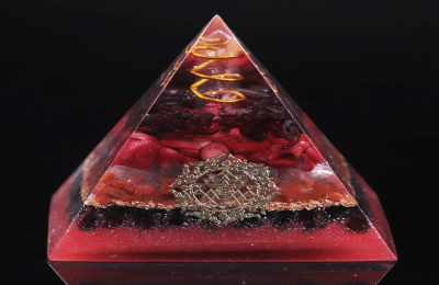 Gold Aries in Red Agate: A Cool Gift(Where to Find It)