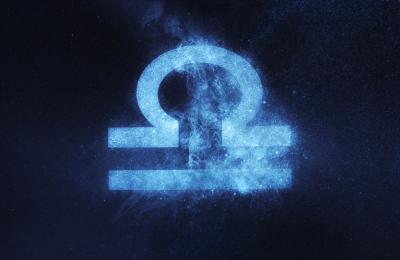 Luna en Libra Meaning: Discover its effects on your sign.