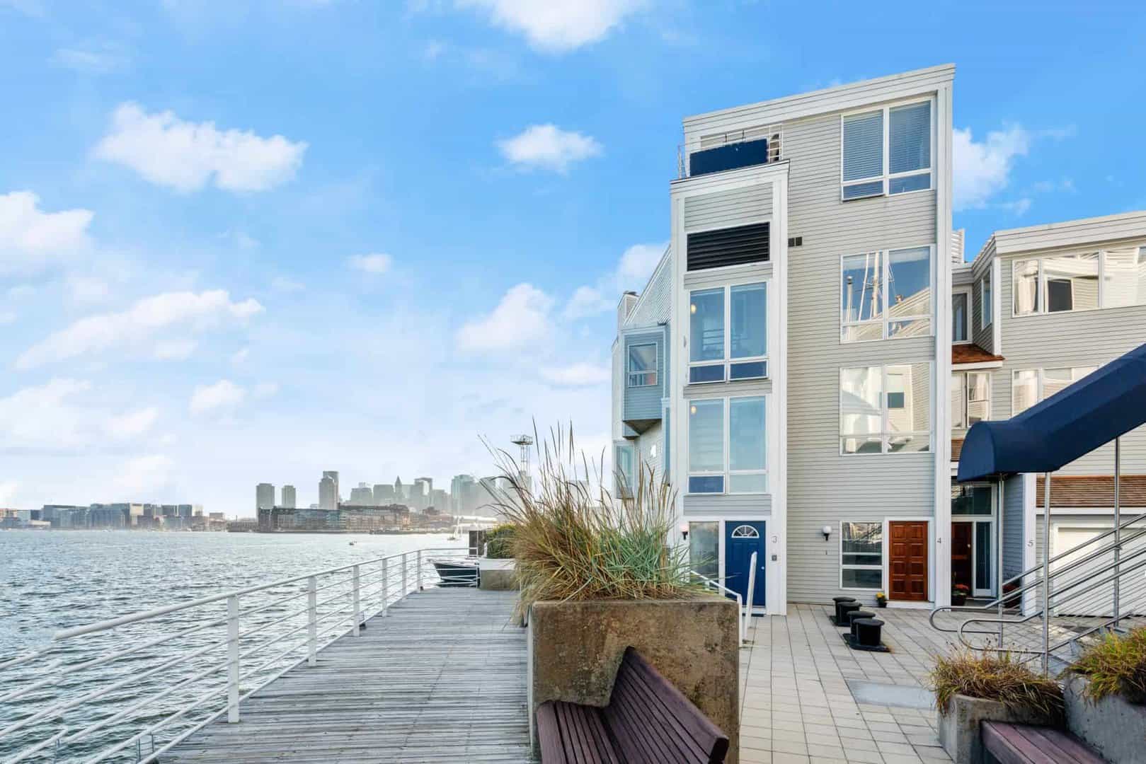 Living Near Constellation Wharf: Is it the Right Place for You Now